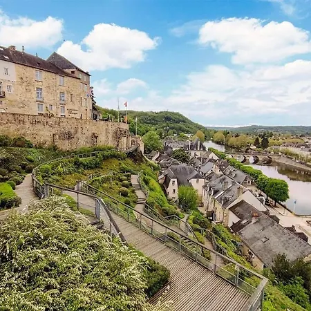 Spacious & Peaceful Individual * Terrasson-Lavilledieu